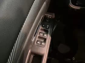 Mitsubishi Outlander thumbnail 18