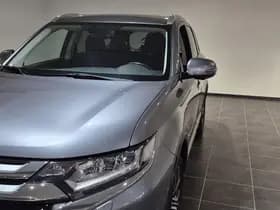 Mitsubishi Outlander thumbnail 22