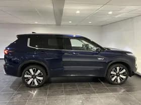 Mitsubishi Outlander thumbnail 16