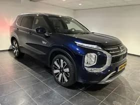 Mitsubishi Outlander thumbnail 5