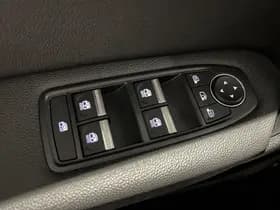 Mitsubishi Grandis thumbnail 20