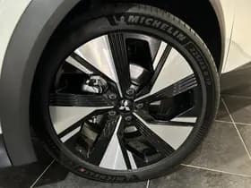 Mitsubishi Grandis thumbnail 26
