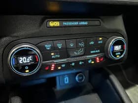 Ford Focus thumbnail 13