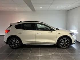 Ford Focus thumbnail 16