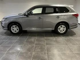 Mitsubishi Outlander thumbnail 12