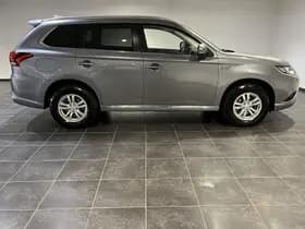 Mitsubishi Outlander thumbnail 13