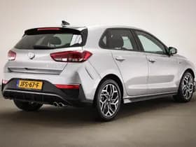 Hyundai i30 thumbnail 2