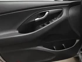 Hyundai i30 thumbnail 25