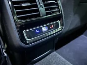 Volkswagen Passat thumbnail 30