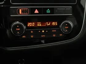 Mitsubishi Outlander thumbnail 36
