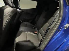 Renault Clio thumbnail 8