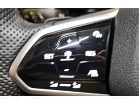 Volkswagen Golf thumbnail 17