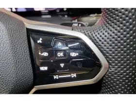 Volkswagen Golf thumbnail 18