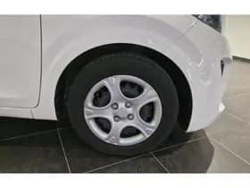Kia Picanto thumbnail 24
