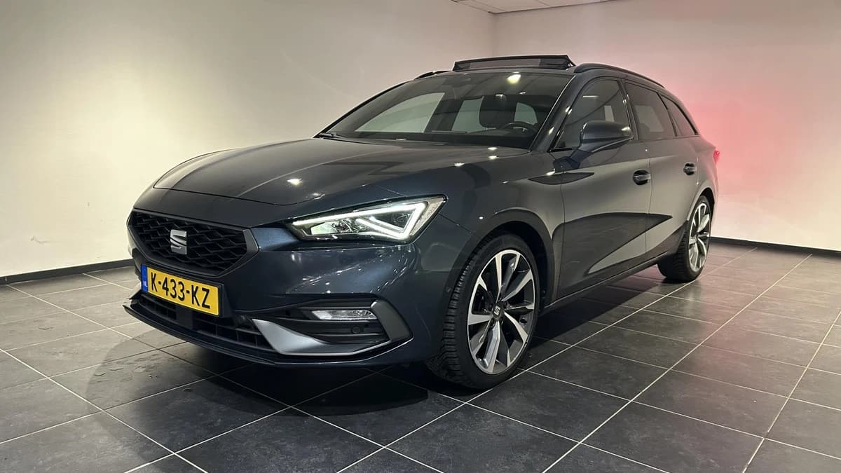 SEAT Leon — foto 1