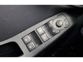 Ford Fiesta thumbnail 18