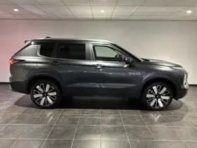 Mitsubishi Outlander thumbnail 15