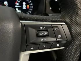 Mitsubishi Outlander thumbnail 20