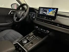 Mitsubishi Outlander thumbnail 30