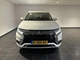 Mitsubishi Outlander thumbnail 17