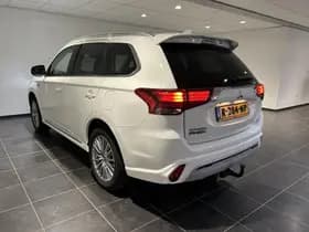 Mitsubishi Outlander thumbnail 6