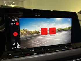 Volkswagen Golf thumbnail 31