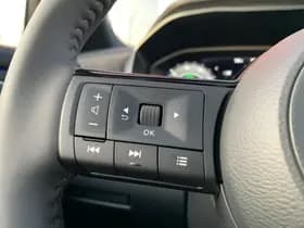 Nissan Qashqai thumbnail 21