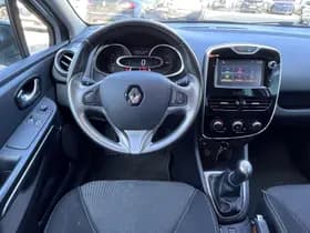 Renault Clio thumbnail 21