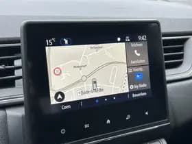 Renault Captur thumbnail 11
