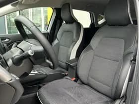 Renault Captur thumbnail 7