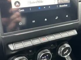 Renault Captur thumbnail 10