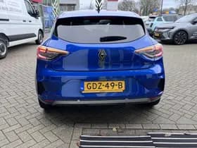 Renault Clio thumbnail 17