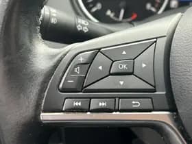 Nissan Qashqai thumbnail 18
