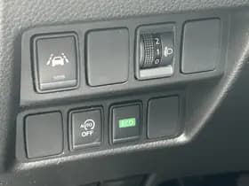 Nissan Qashqai thumbnail 24
