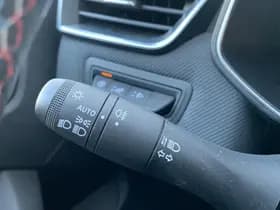 Renault Clio thumbnail 27