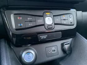 Nissan Leaf thumbnail 13