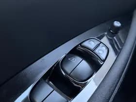Nissan Leaf thumbnail 20