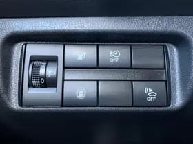 Nissan Leaf thumbnail 33