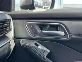 Nissan X-Trail thumbnail 6