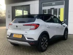 Renault Captur thumbnail 2