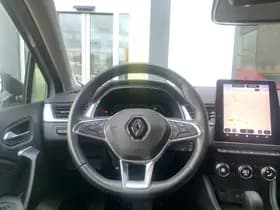 Renault Captur thumbnail 3