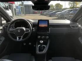 Renault Clio thumbnail 3