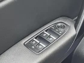 Renault Captur thumbnail 18