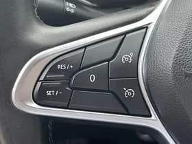 Renault Captur thumbnail 19