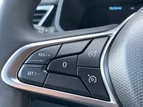 Renault Clio thumbnail 19