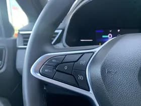 Renault Clio thumbnail 19