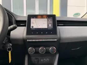 Renault Clio thumbnail 10