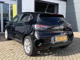 Renault Clio thumbnail 6