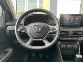 Dacia Sandero thumbnail 3