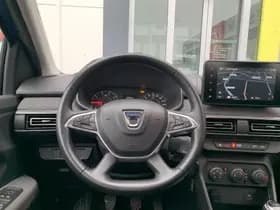Dacia Sandero thumbnail 3